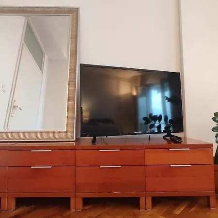 Frlan Ii. Apartman *